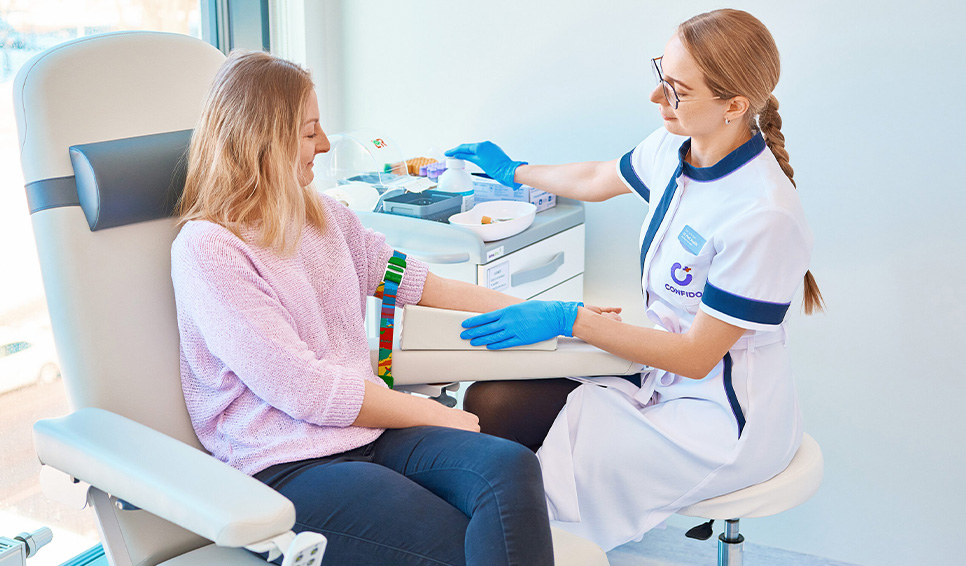 Як аналізи крові допомагають виявити хвороби на ранніх стадіях